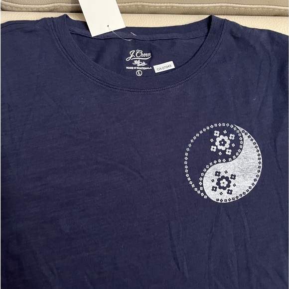 J. Crew Women’s “A Lovely Contradiction” Graphic Tee - Size L - Picture 3 of 7